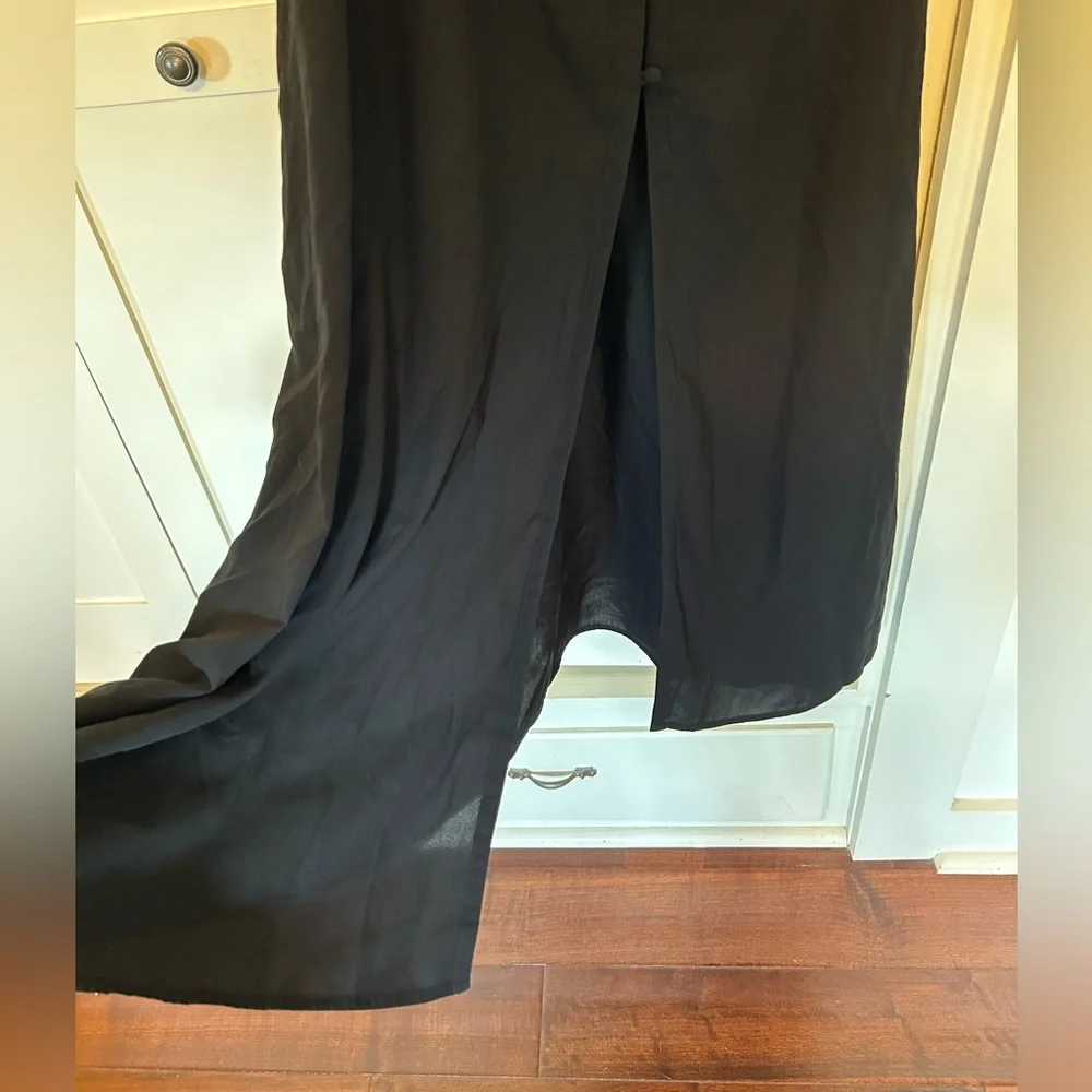 Abercrombie & Fitch Sleeveless Black Maxi Dress with Pleated Bodice and Buttons
